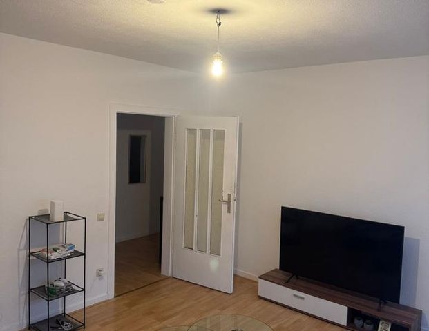 Zum 01.12: Re-Nord 3 Zimmer 66qm inkl. Einbauküche - Photo 1