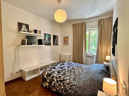 Via Oderisi da Gubbio, Rome, Lazio 00146 - Photo 5