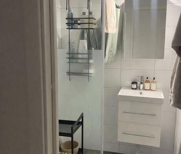 Rönnebergsgatan 9, Öster - Photo 2