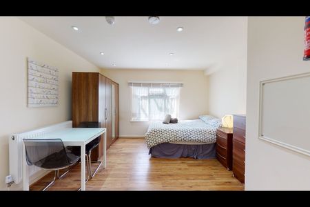 Studio Flat, Willesden Green, NW2 - Photo 5