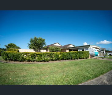5 Mollys Place, Currumbin Waters, Qld 4223 - Photo 3