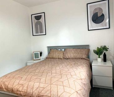 Bed Student Flat, LN1 - Photo 5