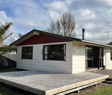 Family Living In Normanby - Photo 1