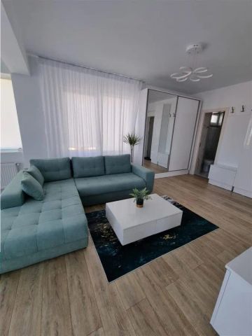 Apartament tip penthouse 2 camere si terasa proprie - Photo 2