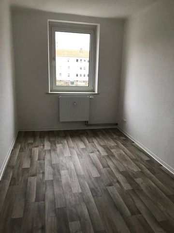 3-Zimmer-Wohnung mit Badewanne in der Walzwerksiedlung - Photo 4