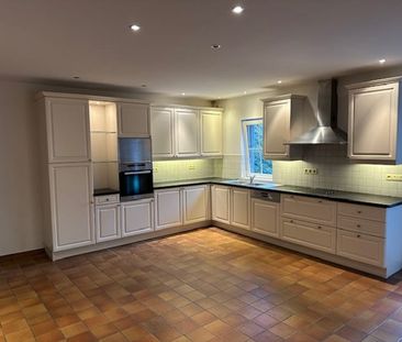 Appartement te huur - foto 4
