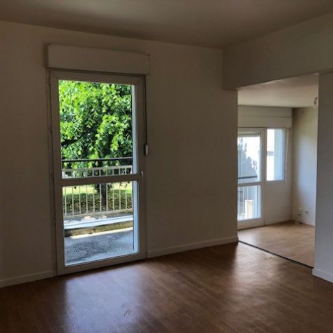 Location Appartement 4 pièces 75 m² Argenton-sur-Creuse - Photo 1