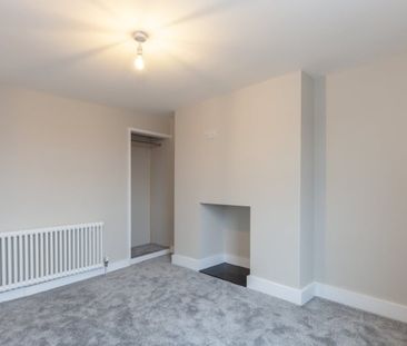 Henley Gardens, Bicester - Photo 3