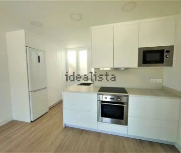 Alquiler de ático en Calle Conde de Ureña - Photo 1