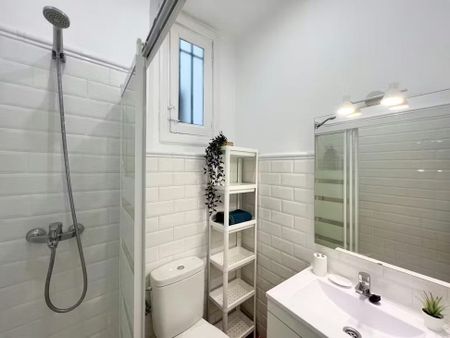 Calle de San Bernardo, Madrid, Community of Madrid 28015 - Photo 5