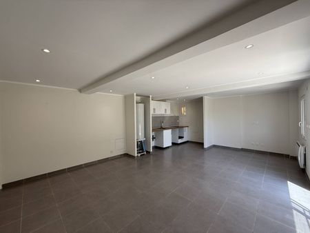 A louer maison 3 pièces de 66 m² avec terrasses secteur Vallon des gages 13190 Allauch - Photo 4