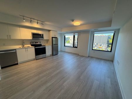 For Lease - 3 Strathgowan Avenue Unit# 313, Toronto, Ontario - Photo 5