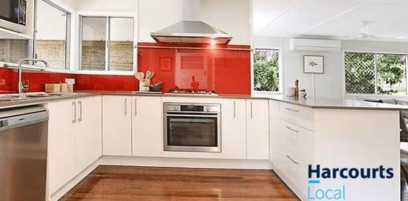 Stafford Heights - Photo 2