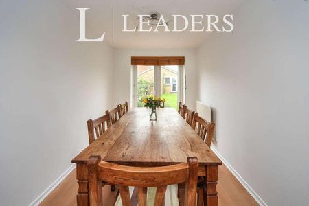 Rochford Drive - Wigmore - - Bedroom House, LU2 - Photo 2