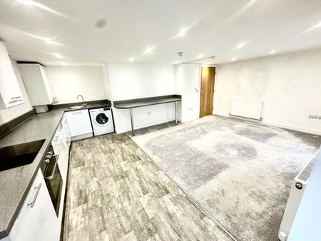 96 Watery Lane, Darwen - Photo 5