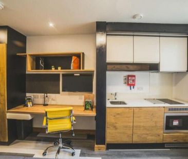 Studio to rent - Photo 4