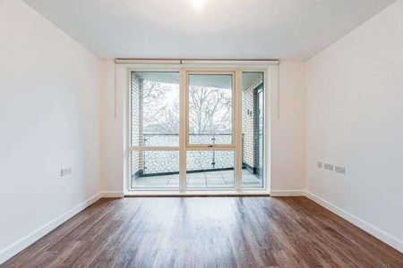 New Cross Road, New Cross, SE14 - Photo 2