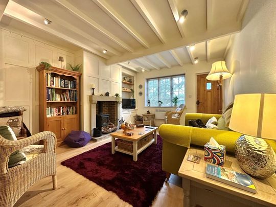 2 bedroom terraced house to rent - Photo 1