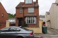 1 bed Room in Shared House - To Let - Photo 4