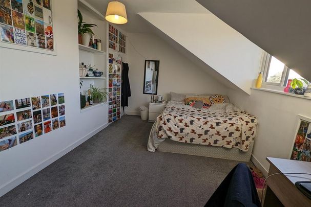 3 bedroom apartment to rent - Photo 1