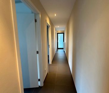 Appartement te huur - Photo 1