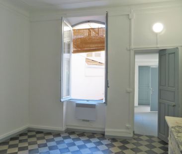 T5, Rue de l’Aspic, 900€ H.C, 113m² - Photo 6