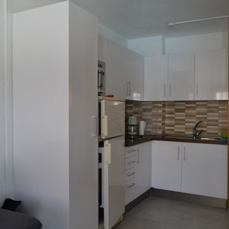 Apartment neu renoviert mit 2 Schlafzimmer im Herzen von Playa del Ingles - Photo 5