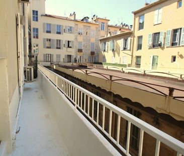 Location Appartement 3 pièces 71m² NICE 06000 - Photo 6