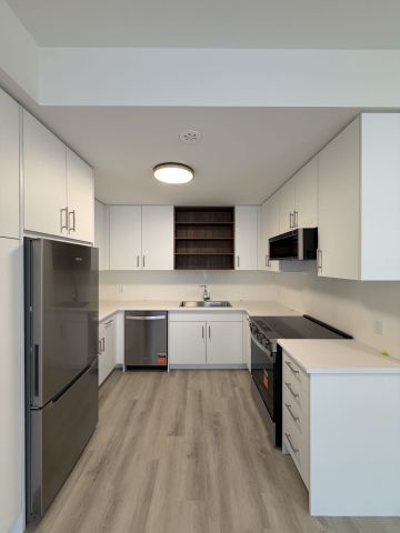 For Lease - 252 Ellis Avenue, St. Catharines, Ontario - Photo 5