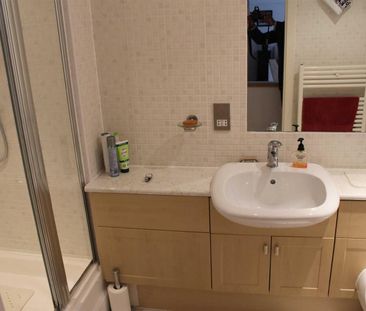 Imperial Point, Salford Quays, M50 - Photo 1