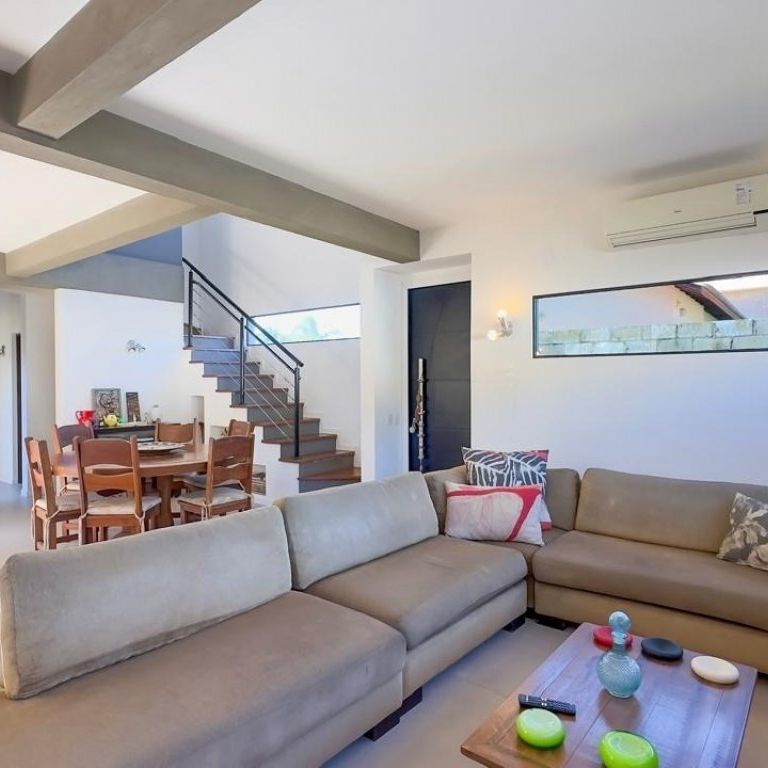 Casa com 4 quartos e 200m² para alugar em Rio Tavares, Florianópolis. - Photo 1