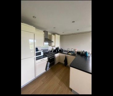 Room in a Shared Flat, Ashley Apartments, BS7 - Photo 1