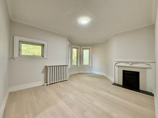 For Lease - 2 Bellwoods Park Unit# 2, Toronto, Ontario - Photo 1