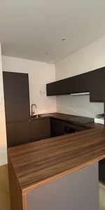 Location Appartement 2 pièces 31m² LA VALETTE DU VAR 83160 - Photo 3