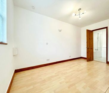 Apartment to rent on - Photo 5