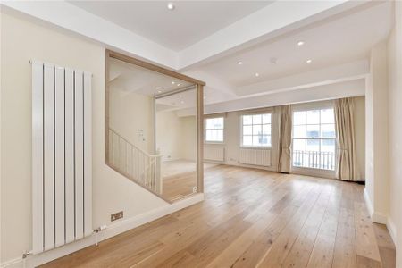 4 bedroom mews to rent - Photo 4