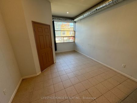 For Lease - 609 Queen Street Unit# 201, Toronto, Ontario - Photo 2