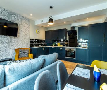 4 bedroom apartment to rent - Photo 3