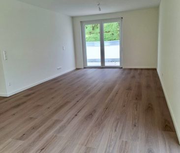 Erstbezug: Helle 3,5 Zimmer Wohnung in ruhiger Lage - Foto 1