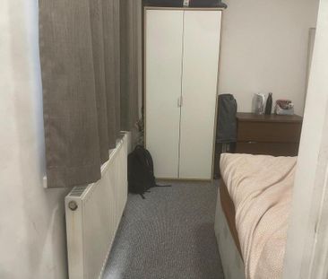 5 bedroom house share to rent - Photo 4