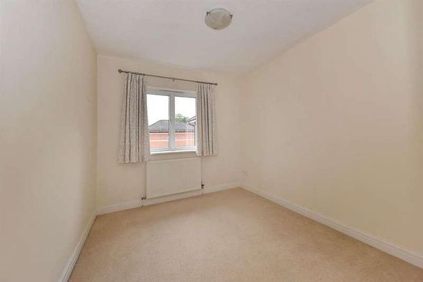 Winchester House, Macclesfield, SK10 - Photo 1