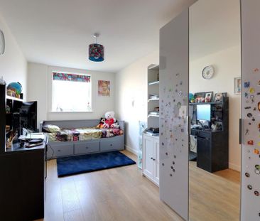 2 bedroom ground floor flat to rent - Photo 3