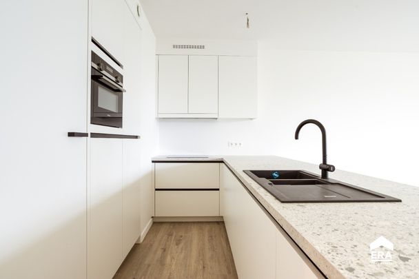 LUXUEUS 2-SLPK APPARTEMENT IN RUMBEKE MET GROEN UITZICHT - Photo 1