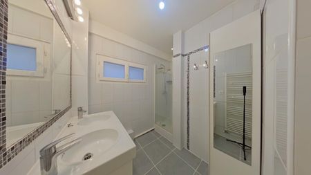 Location Maison 4 pièces 115m² ST GEORGES LES BAILLARGEAUX 86130 - Photo 3