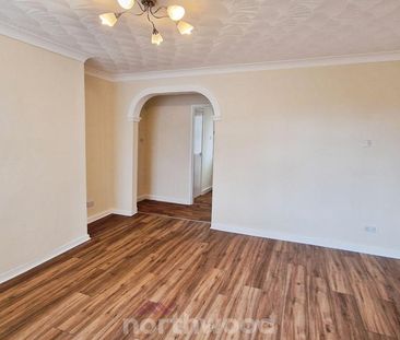 3 bedroom terraced house to rent - Photo 3