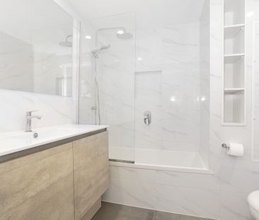 2502/3422 Surfers Paradise Boulevard, Surfers Paradise QLD 4217 - A... - Photo 6