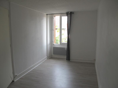 Location Appartement 2 pièces 43m² LA FERTE GAUCHER 77320 - Photo 3