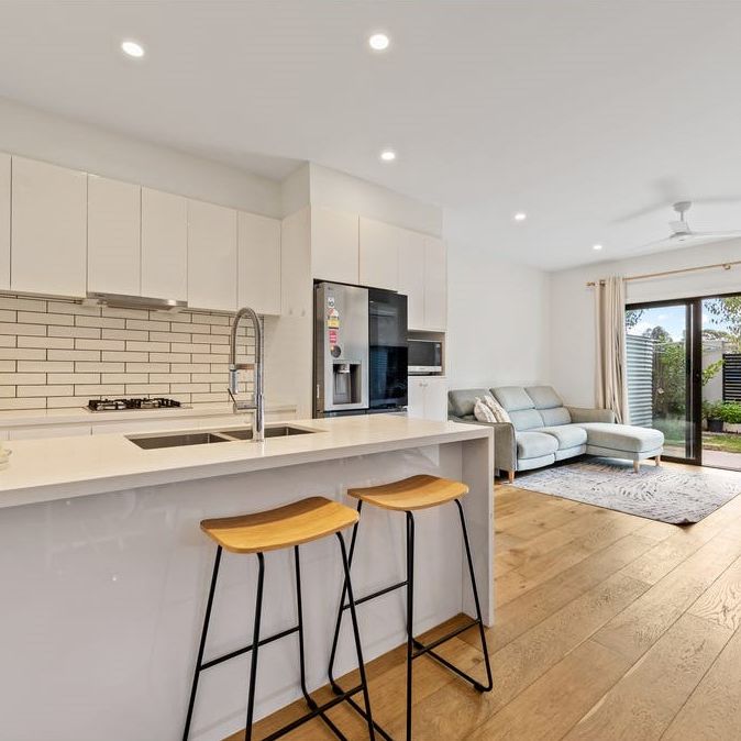 3 Hardy Loop, Keysborough VIC 3173 - Townhouse For Rent | Domain - Photo 1