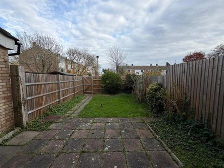 4 bedroom townhouse to rent - Photo 5