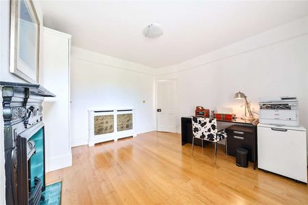 Substantial Edwardian house set over five floors in the heart of Belsize Park - Photo 3